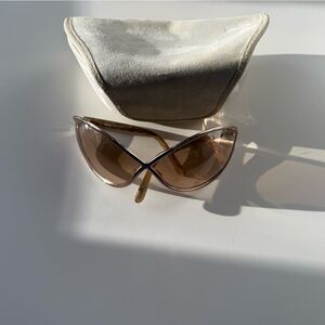 Tom Ford chic gold sunglasses